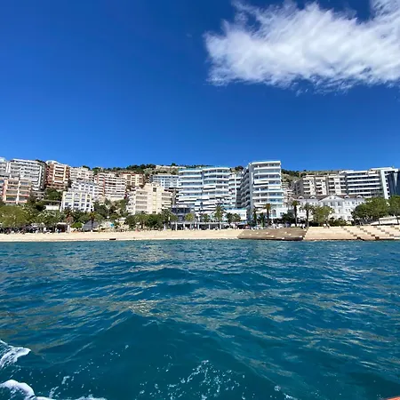 Appartement Sunny 2 *